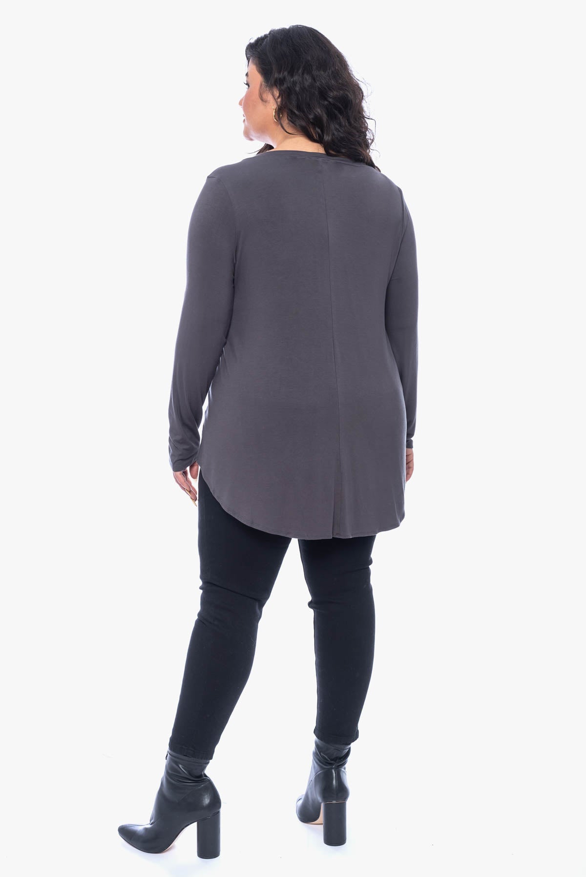 JULIENNE hi-lo comfy top