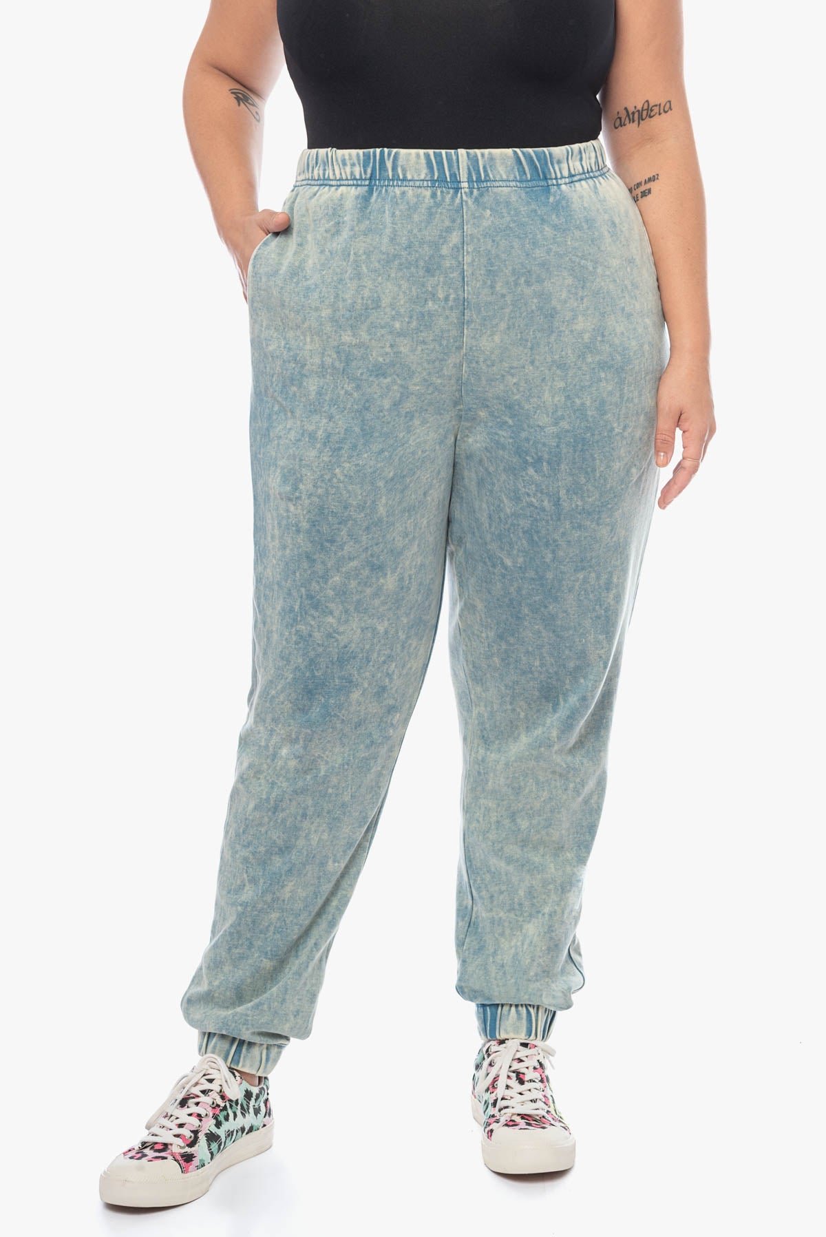WHITNEY acid-washed joggers