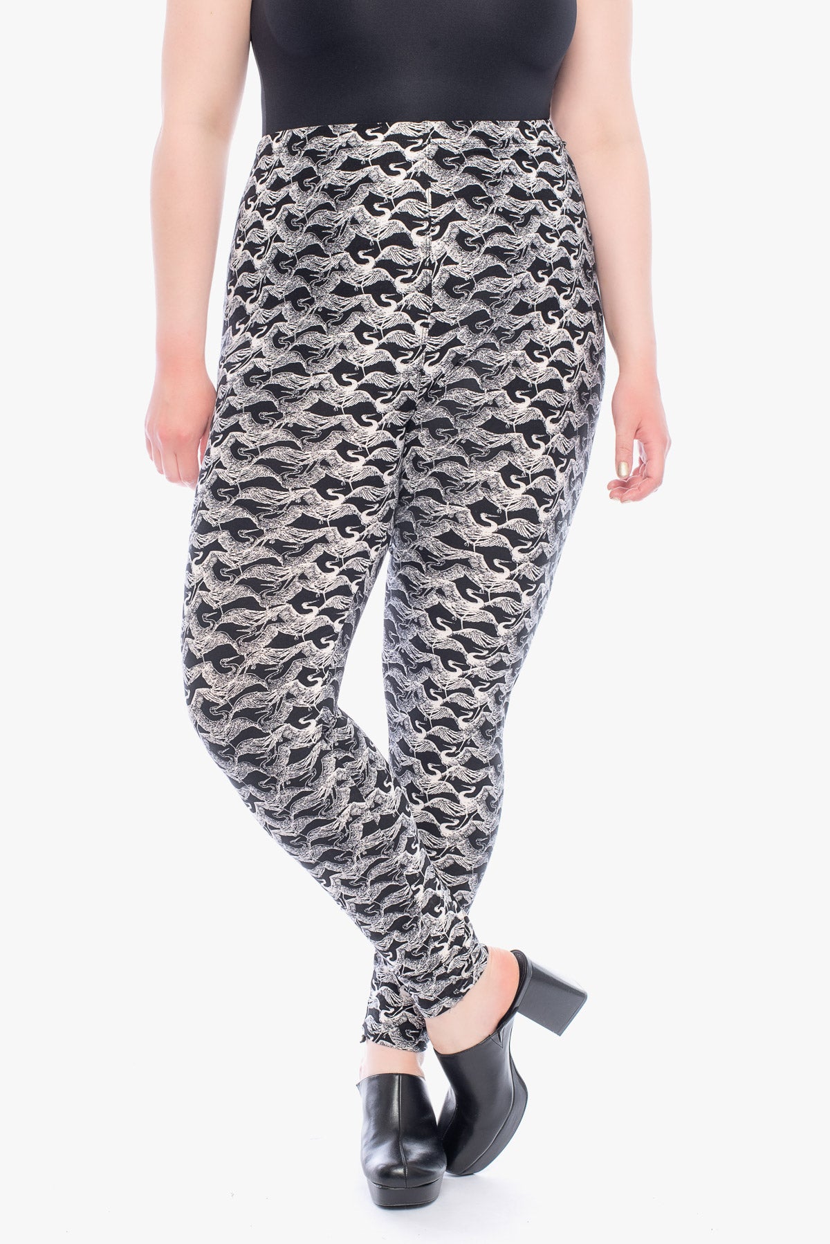 LILLY swans printed leggings