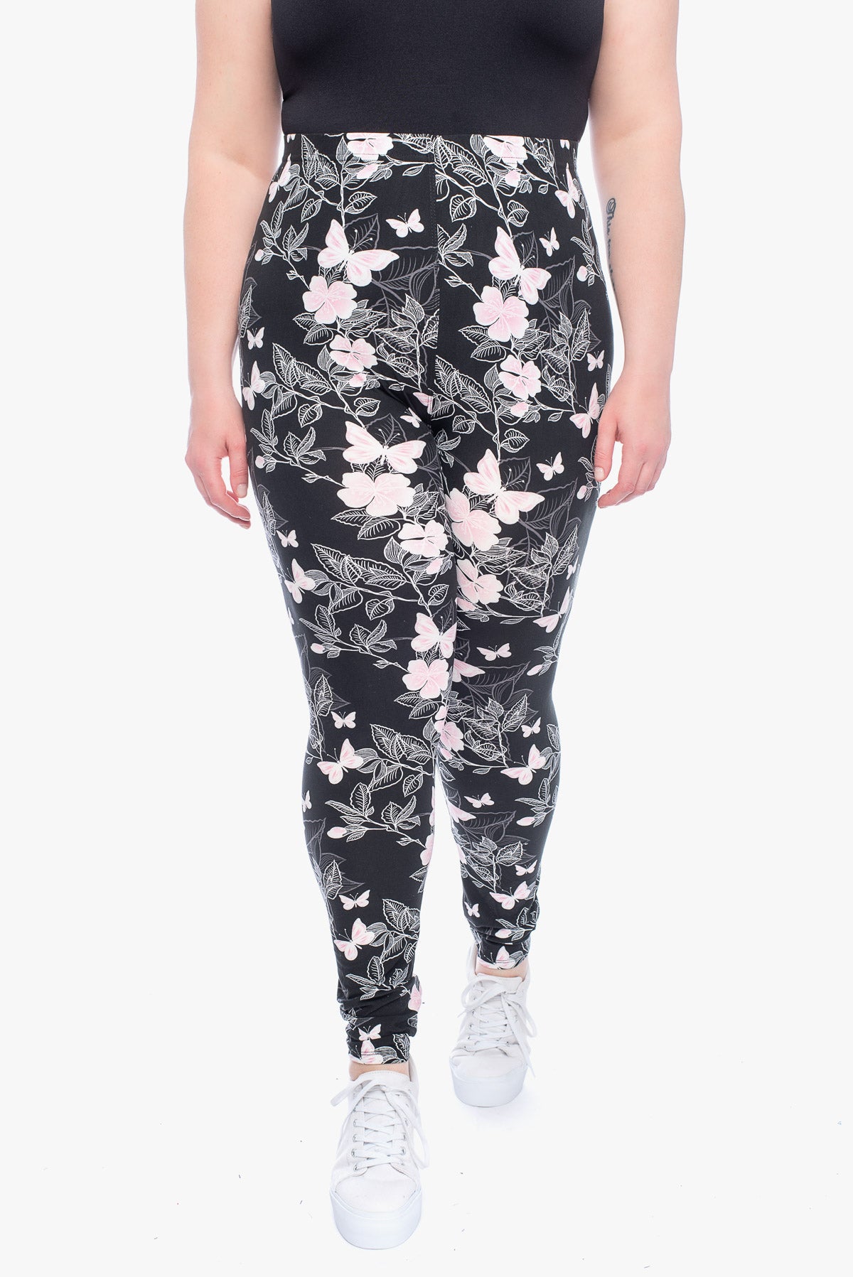 Lilly - pink butterflies